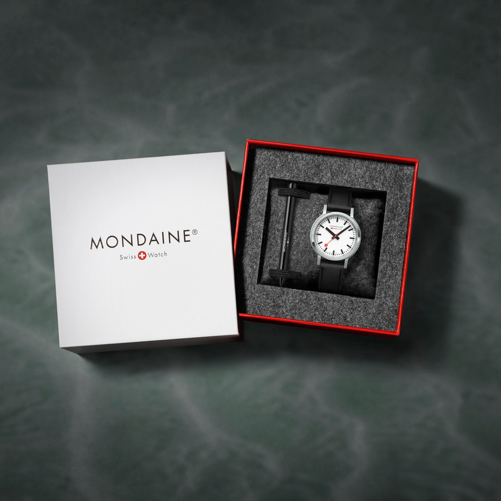 Mondaine Official Swiss Railways Stop2Go Automatic BackLight 34mm Watch Watch Mondaine   