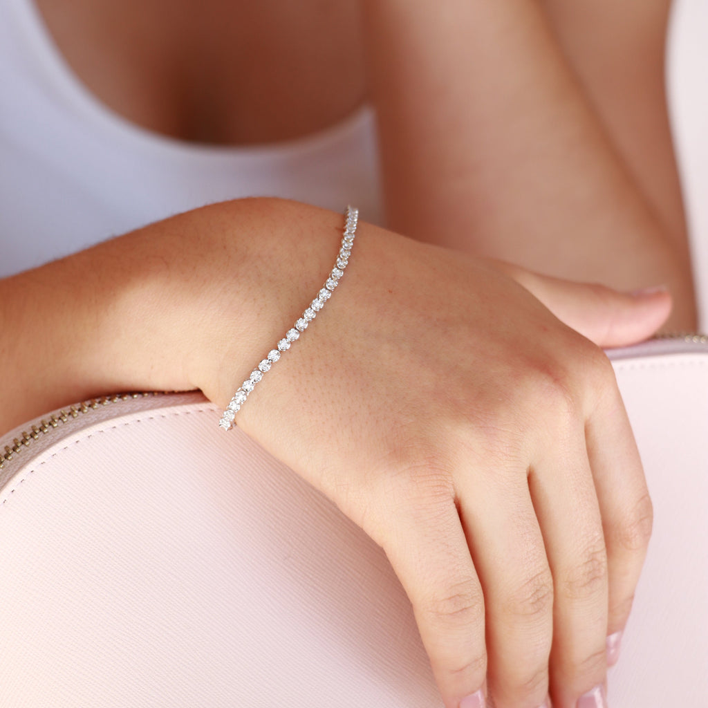 Bracelet with 0.48ct Diamonds in 9K White Gold Bracelet Boutique Diamond Jewellery   